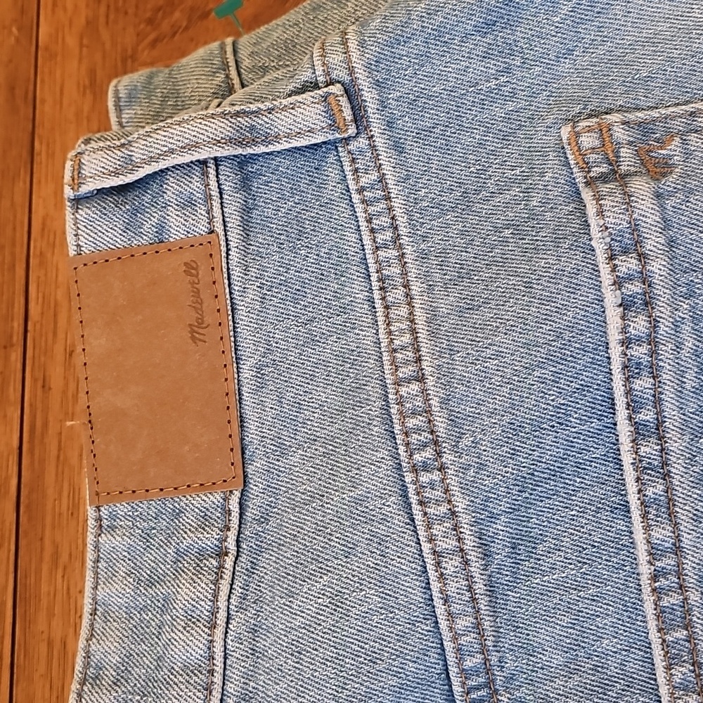 Madewell Light BNWT Fringe Curve Vintage Boho Distressed Oversize Jean Sz 32 - Picture 7 of 11